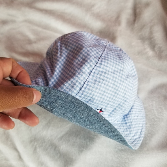 TOMMY HILFIGER - Picture 5 of 8